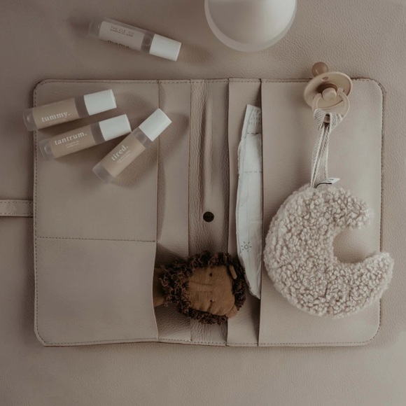 Jamie Kay Other - Baisik Leather Clutch Wallet